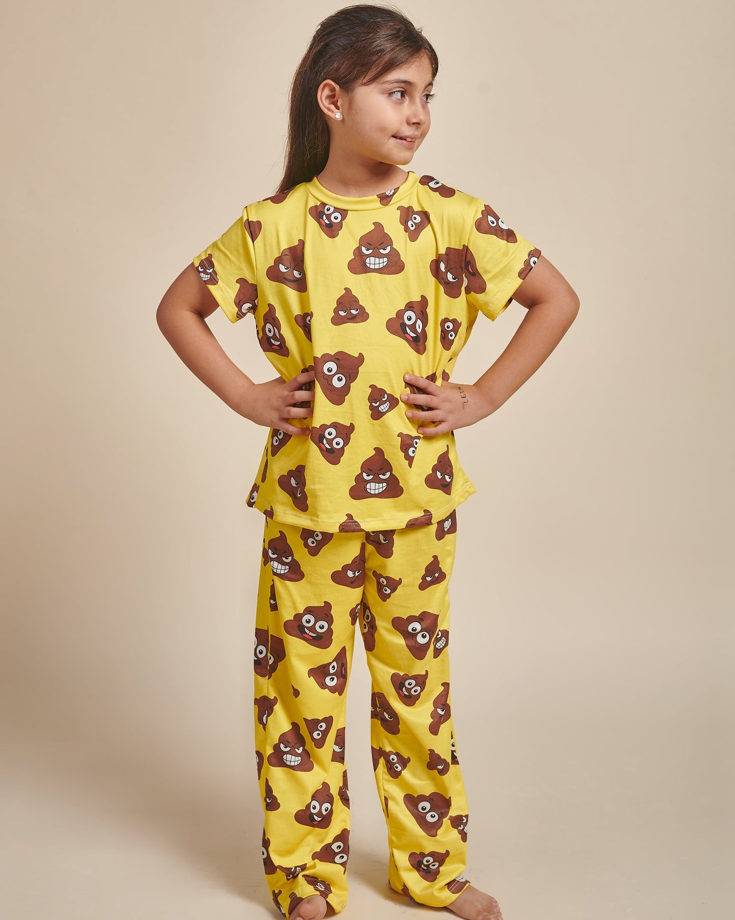 Modelo Alicia Caquitas Niñas - Clásico Polo & Pantalón