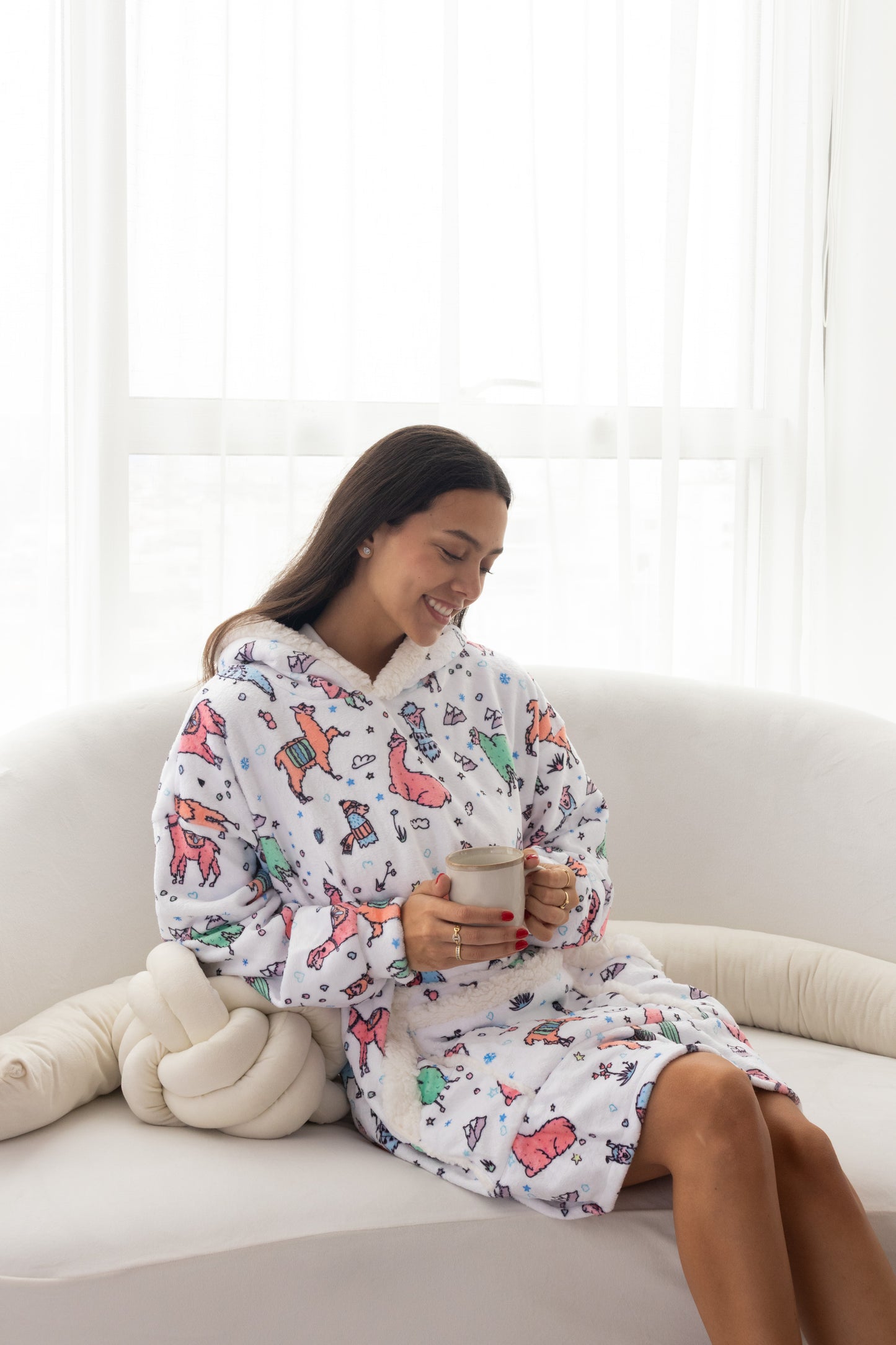 Polerón La Carlota Unisex - LLAMAS  BLANCAS 🦙🤍