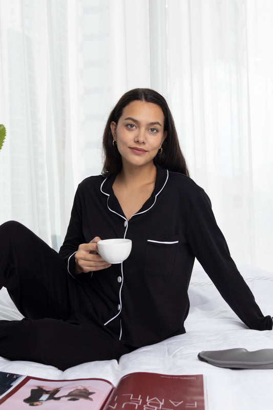 Black Pima - Modelo Aissa (camisero manga larga y pantalón)