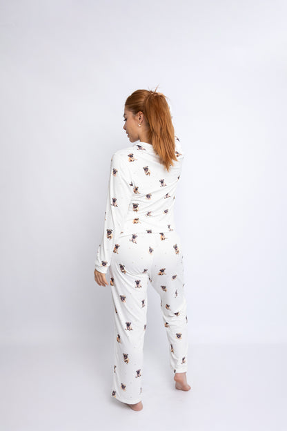 Pijama de Pug 🐾 Modelo Briana Camisero manga larga & Pantalón