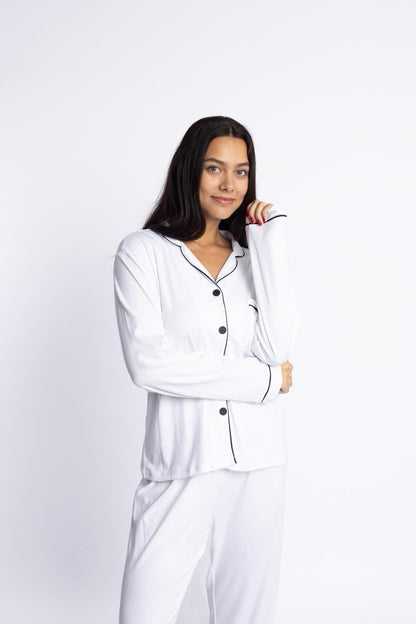 White Pima - Modelo Aissa (camisero manga larga y pantalón)